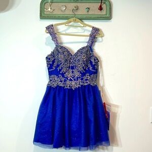 Brand New Dancing Queen Babydoll Glitter-Embroidery Short Prom Dress Royal blue